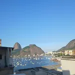 Praia Botafogo 5 Minutos Copacabana, Completo, Smartv E Metro Perto
