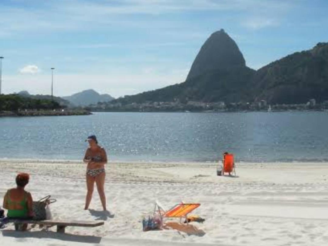 Apartamento Botafogo 5 Minutos Copacabana, Completo, Smartv E Metro Perto